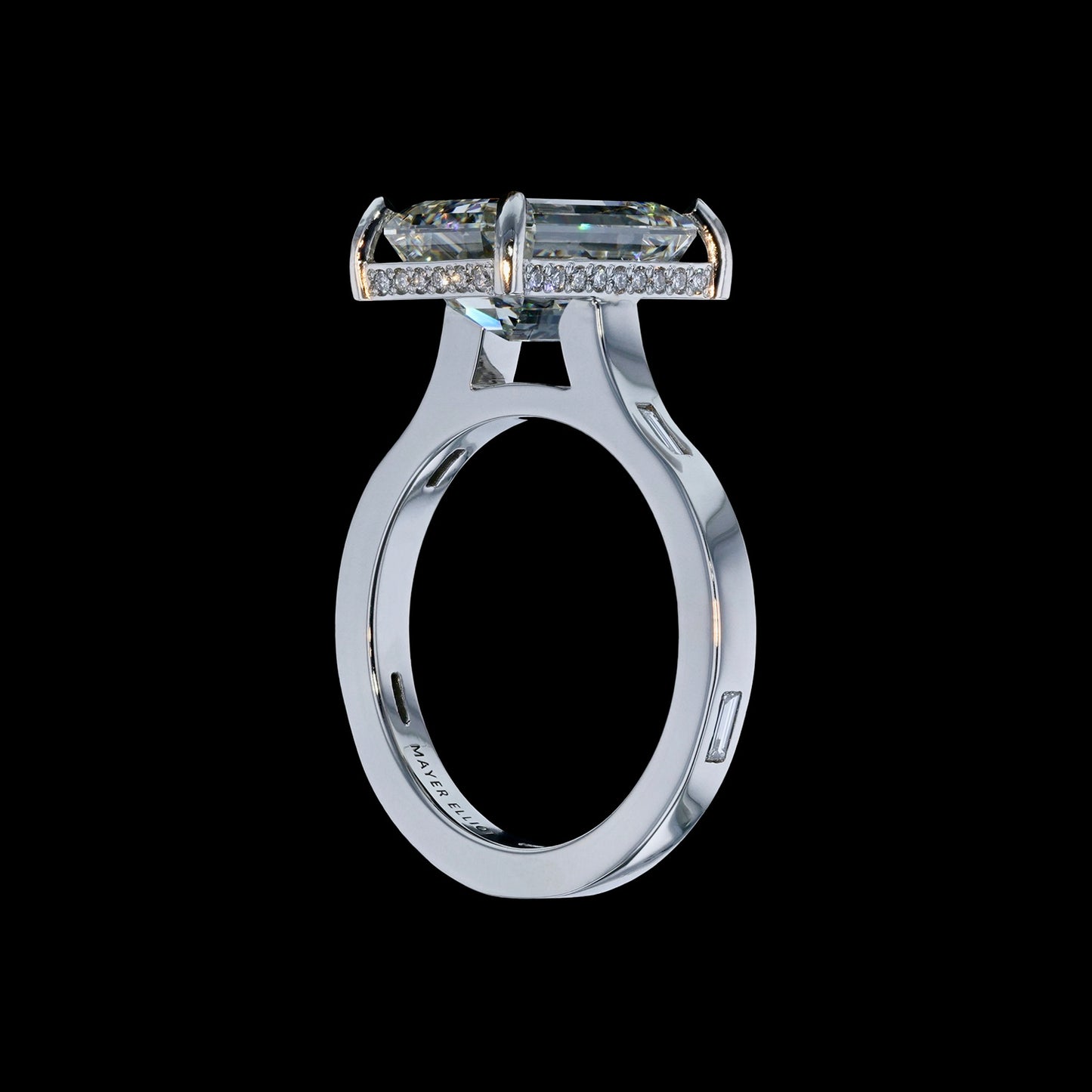 Ring Love Emerald Diamond
