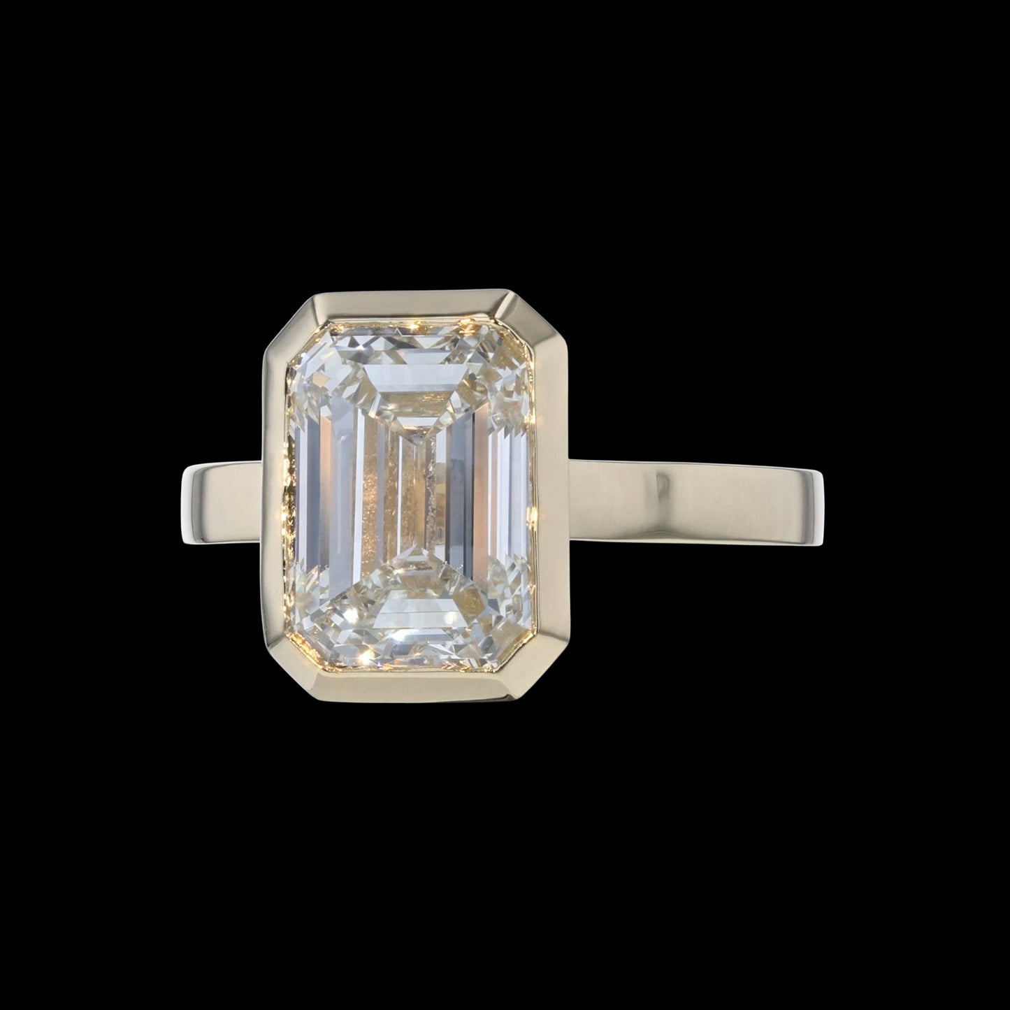 Ring Coud Emerald
