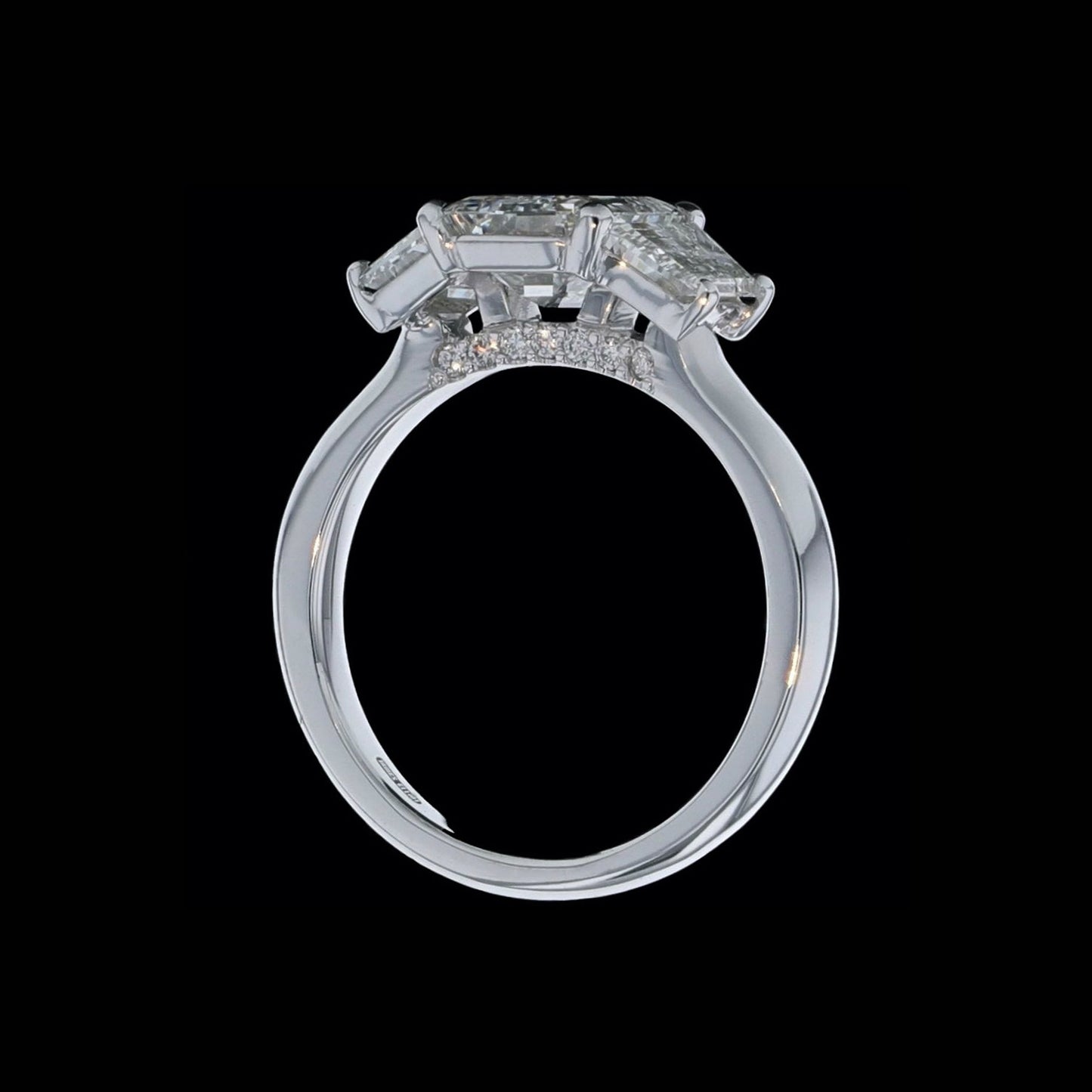 Ring Simple 3 Emerald Trapezoid 2.45