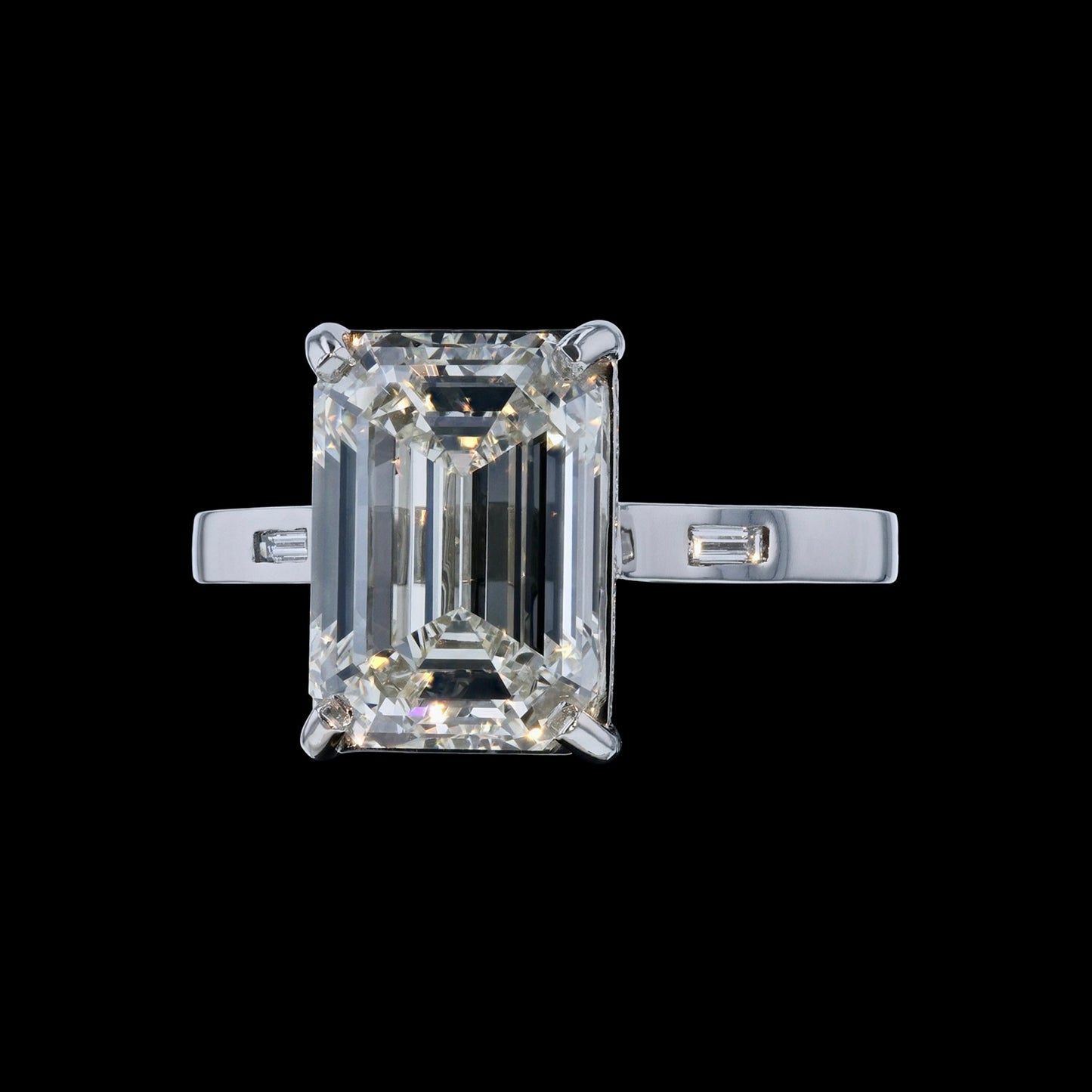 Ring Love Emerald Diamond