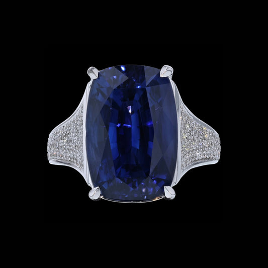 Ring Cloud Sapphire Cushion