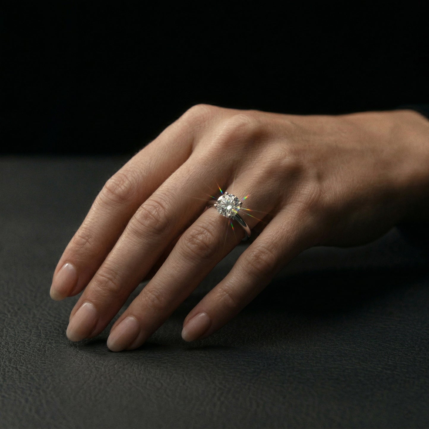 Ring Simple Brilliant Orbit
